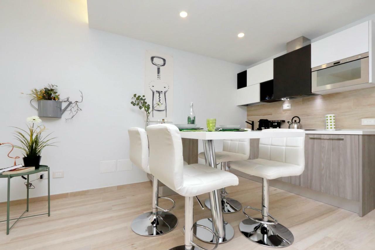 Green Terraced Apartment. 3 Stops From Colosseum 외부 사진
